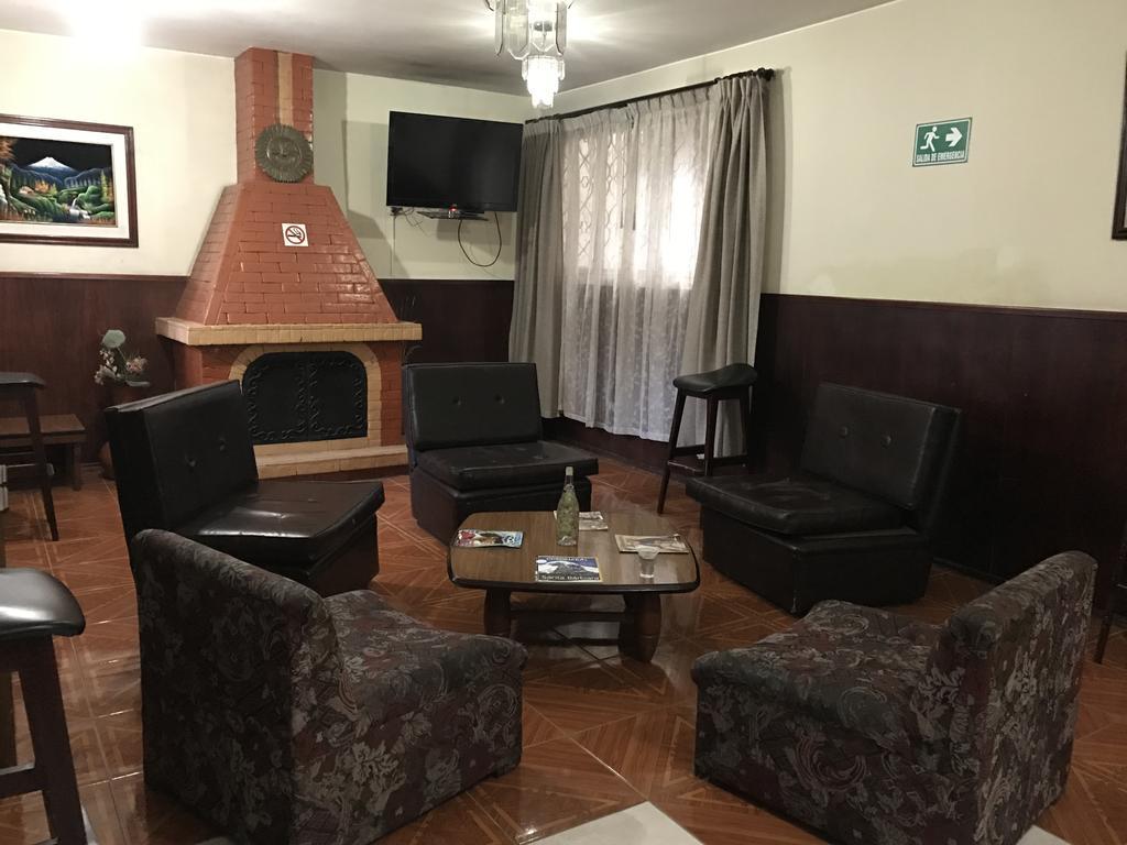 Hotel Majestic Κίτο Εξωτερικό φωτογραφία
